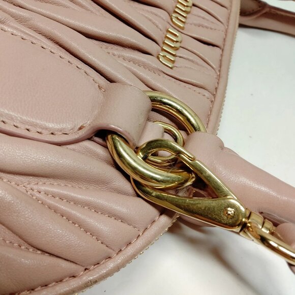 Authentic Miu Miu Matelasse Pink Leather Hand Bag mon780-111025 - Picture 8 of 16